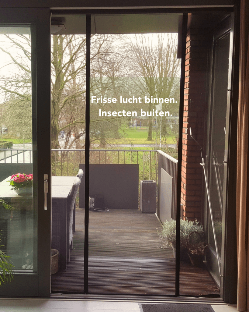 Magnetisch vliegengordijn hordeur voor schuifpui bij appartement balkon
